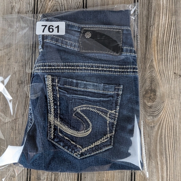 Silver Suki Fluid Denim Capris Size 26 - Picture 10 of 10